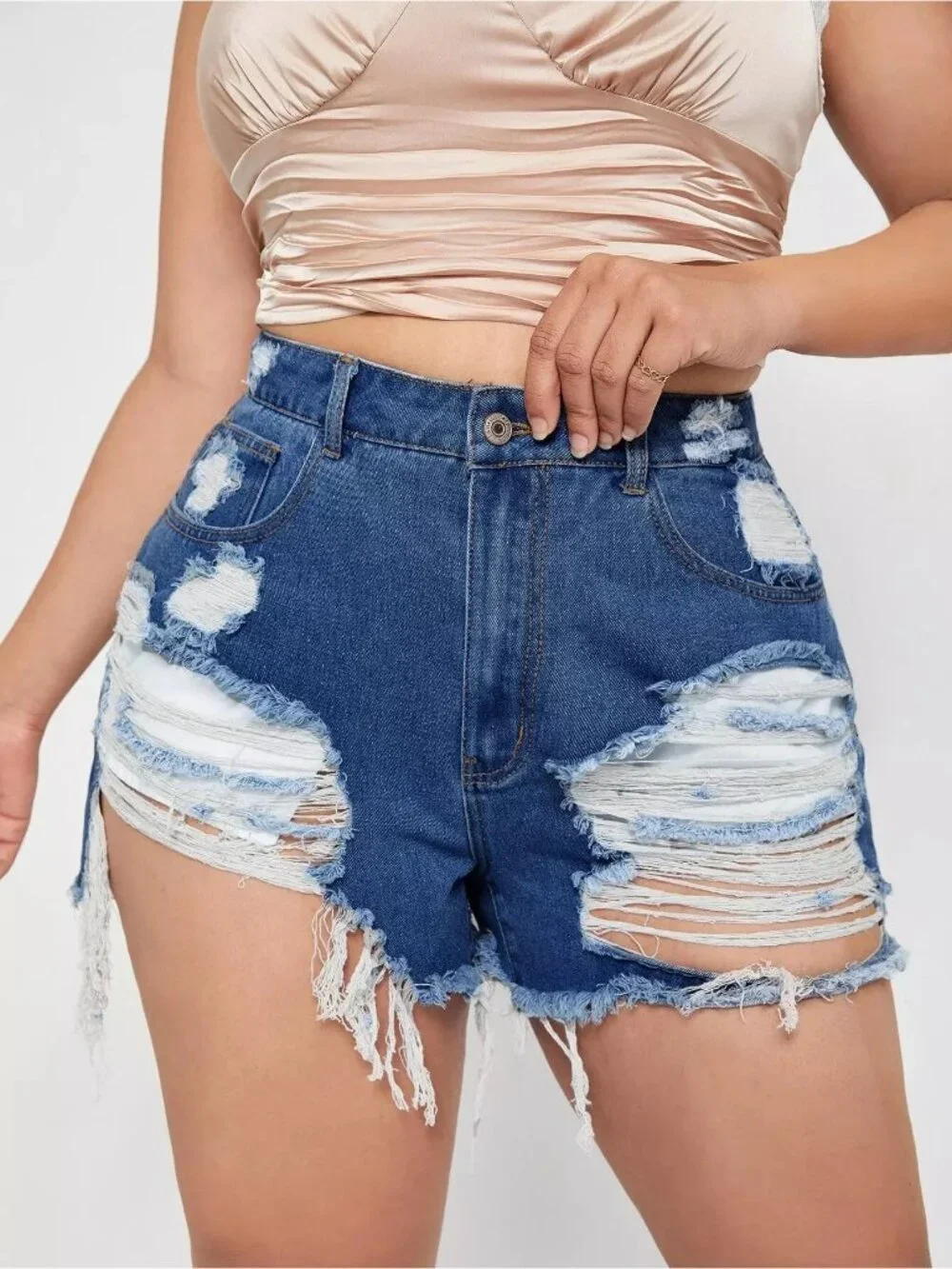 American Eagle Shorts Size 18 Baggy Blue Medium Wash Distressed High Rise Raw He